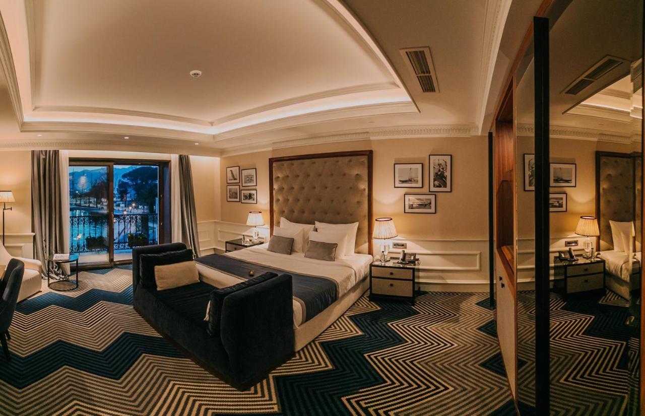 Boutique Hotel La Roche Tivat Exterior photo