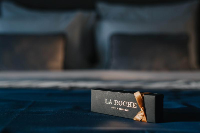 Boutique Hotel La Roche Tivat Exterior photo